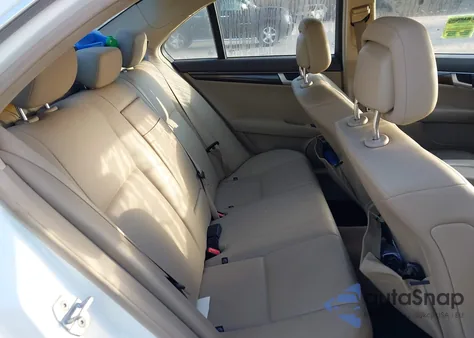 2013 Mercedes-Benz C 250 from USA, damaged, VIN WDDGF4HB3DR288209